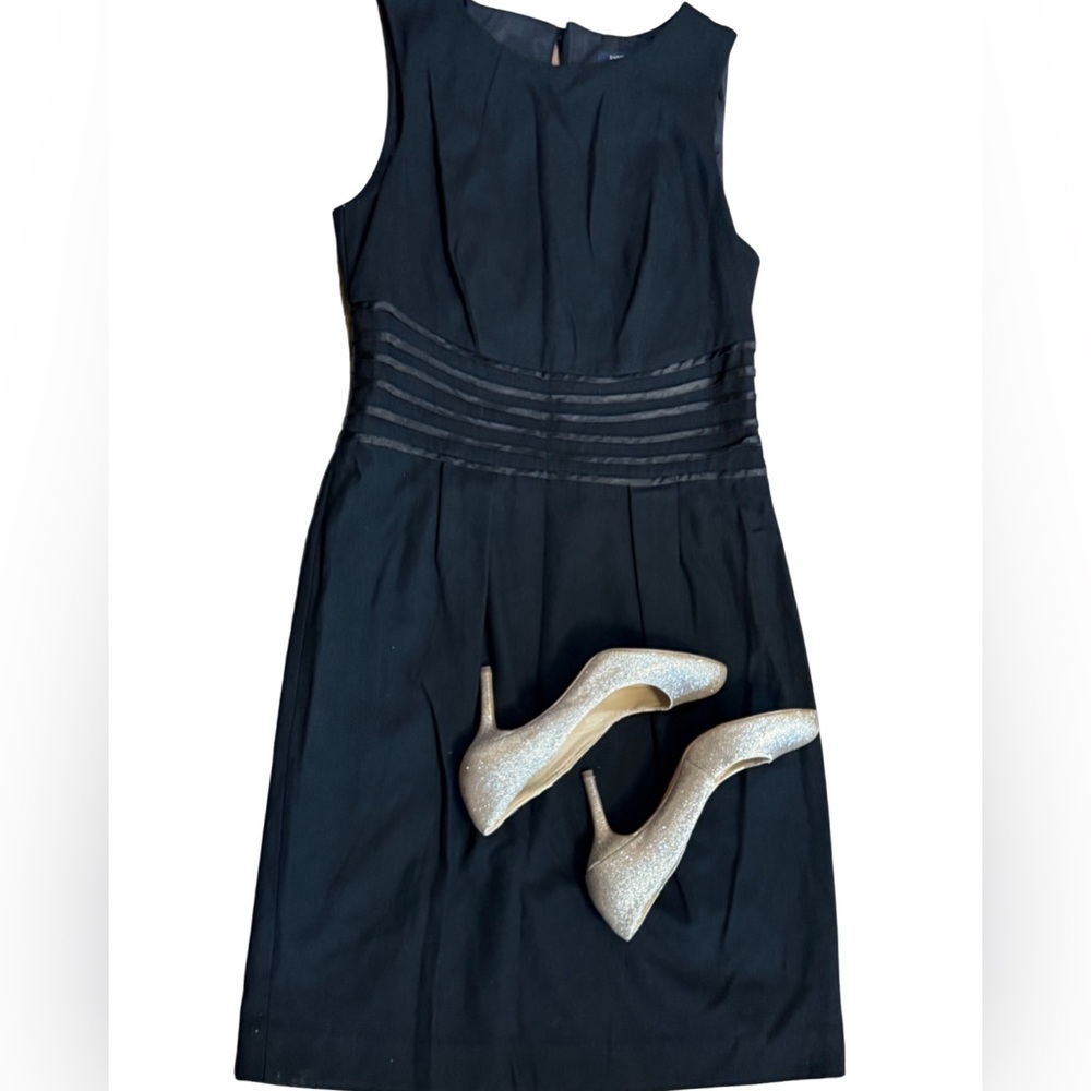 Banana Republic Sleeveless Sheath Dress | Black LBD Size 6